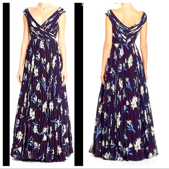 Fame and Partners Dresses & Skirts - Fame and Partners size 2 black, blue, white dress